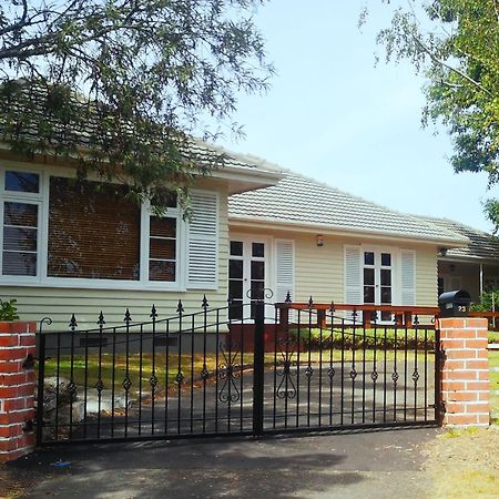 Sherri'S Abode - Havelock North Holiday Home Dış mekan fotoğraf